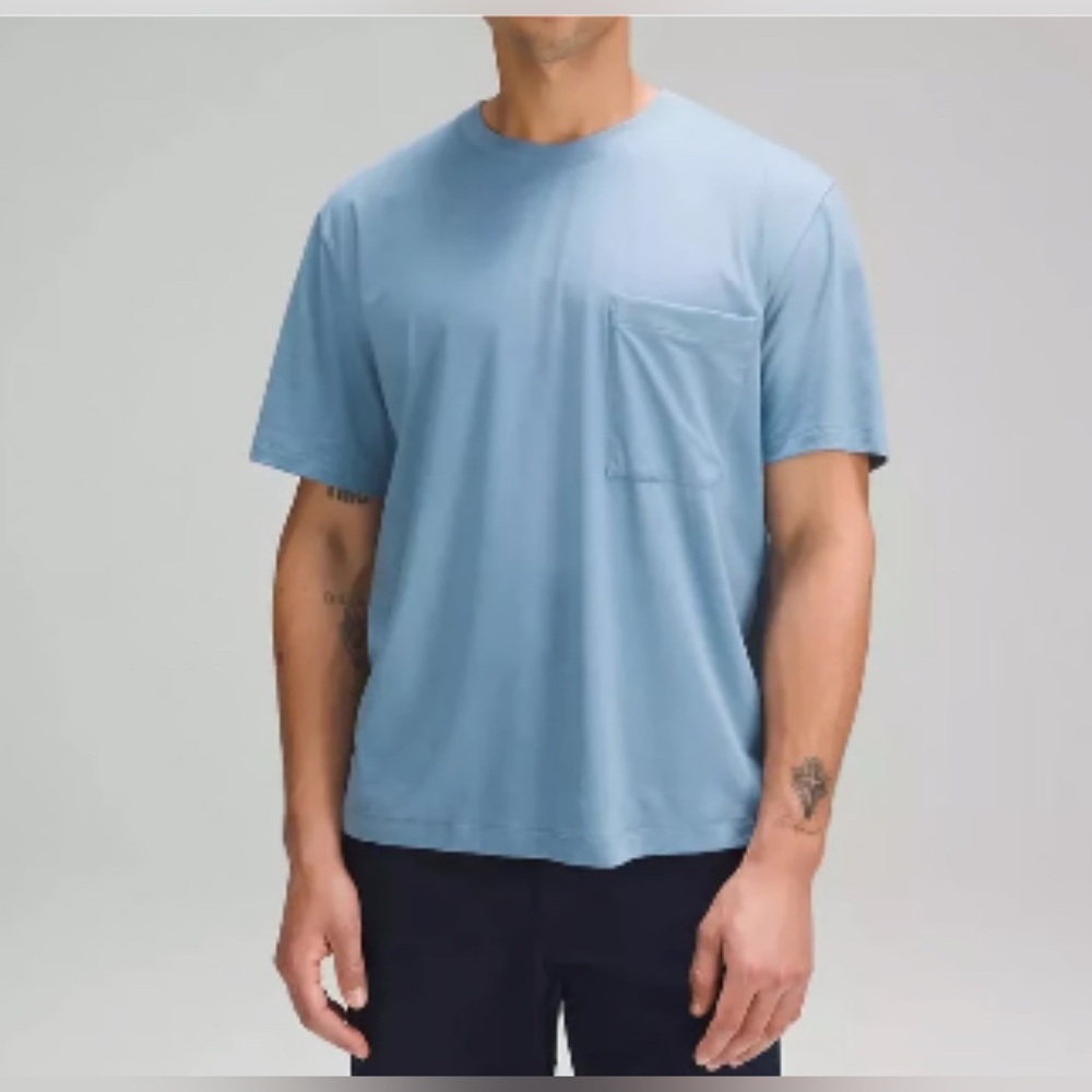 lululemon athletica Blue Short Sleeve Tee